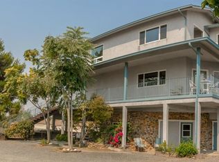 10947 Eaton Rd, Oakdale, CA 95361