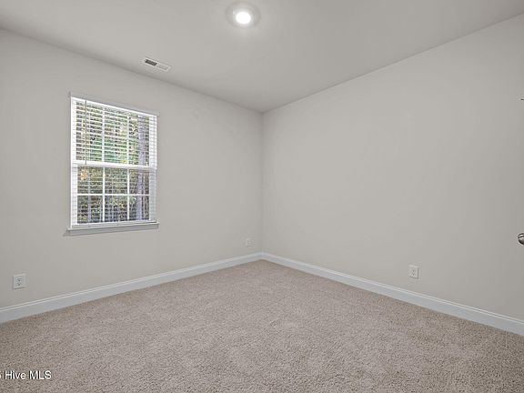 5th image of 220 Lake Tyler Drive
