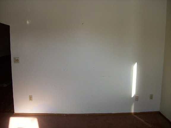 2nd image of 1243 Washington St