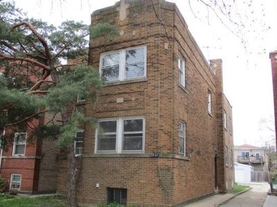 6052 N Albany Ave, Chicago, IL, 60659