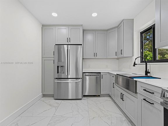 2nd image of 340 Carolina Ave