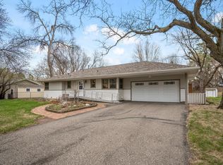 16217 Woodland Ln, Minnetonka, MN 55345