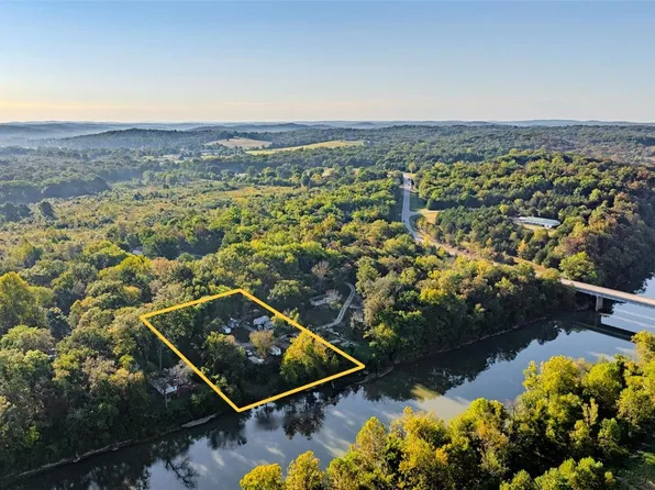 1942 S Shore Dr, Robertsville, MO 63072