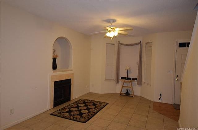 1st image of 325 Alabarda Ln #183