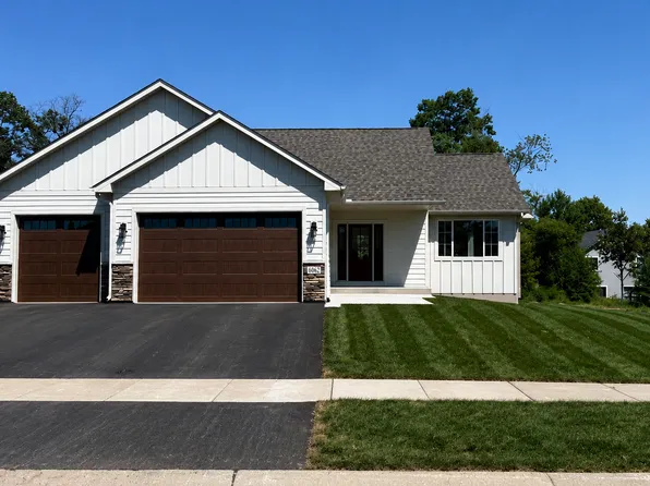 6062 Fuller Cir, Wyoming, MN 55092