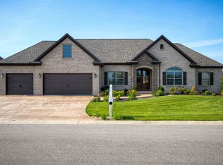 7901 Bingham Dr, Evansville, IN 47715