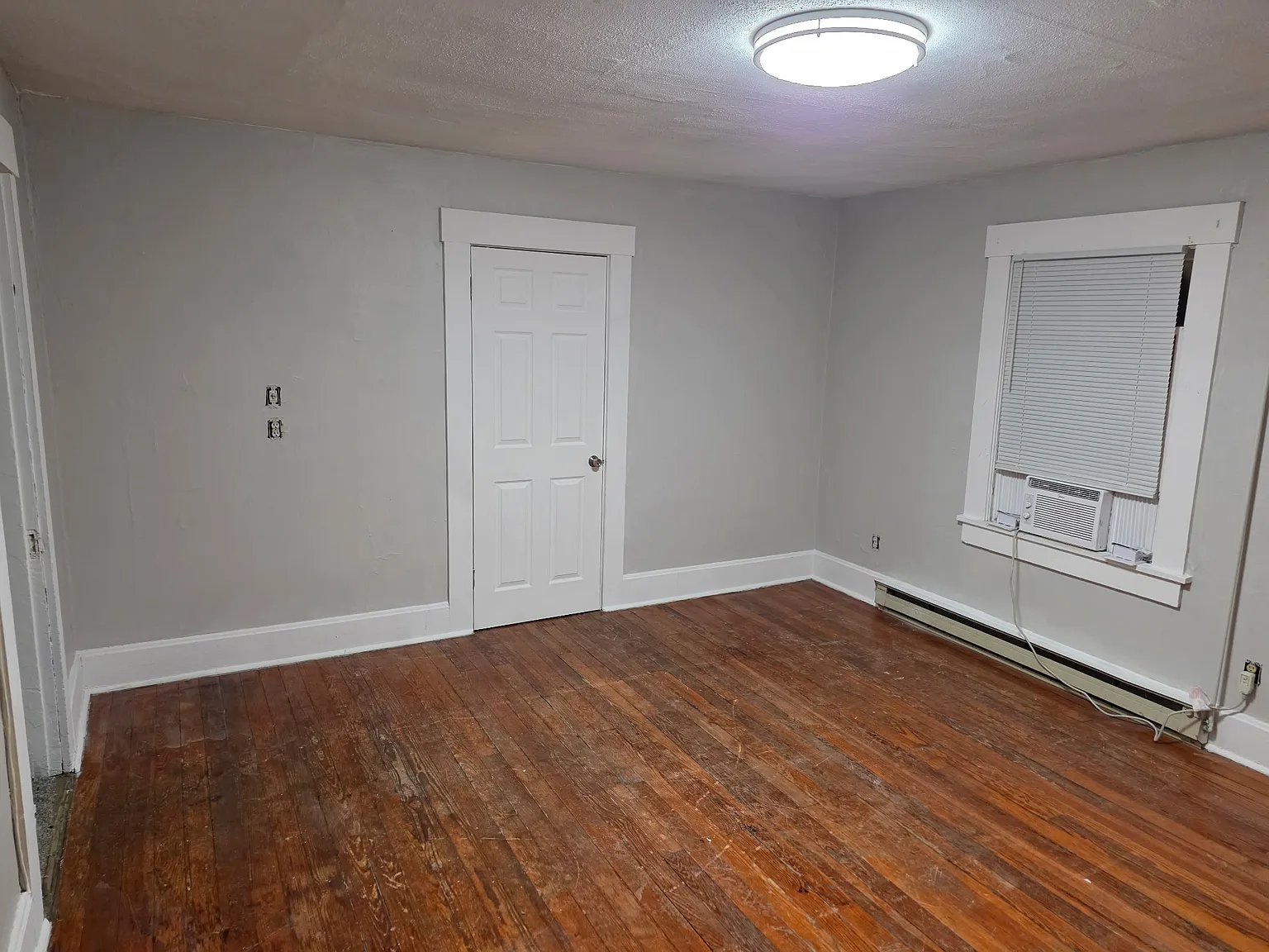2 bed, 800 sqft, $1,100 — Photo 4