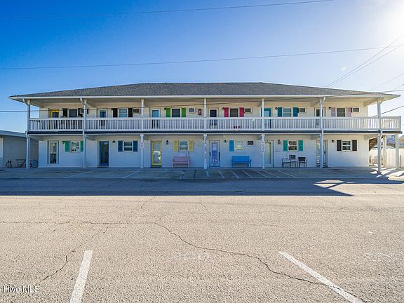 2nd image of 303 Henderson Boulevard Unit 5 Pelicans Roost