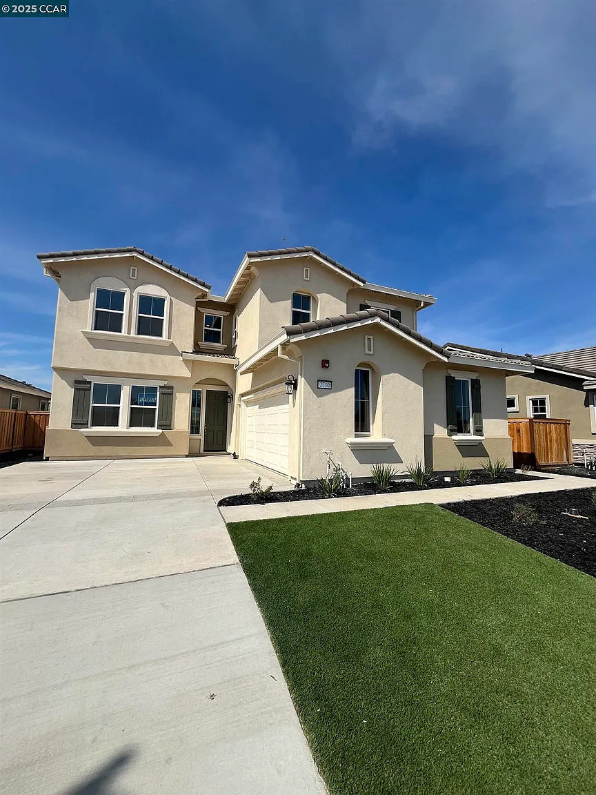 2750 Moonflower St photo 1
