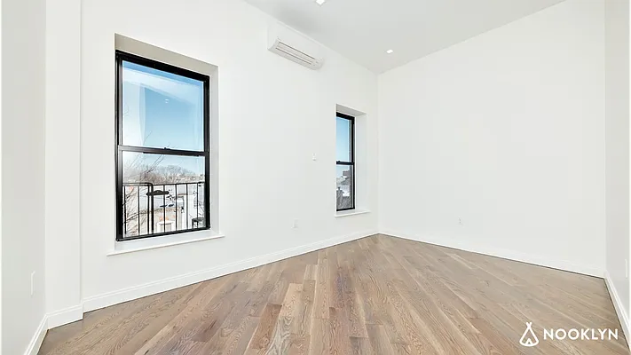 Rented by Nooklyn NYC LLC | media 42