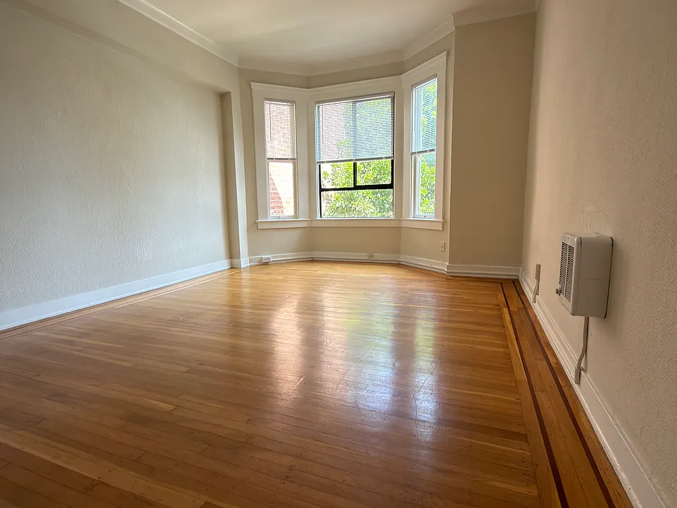 328 Hyde St #4