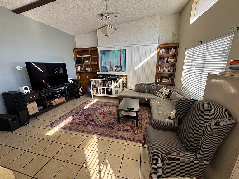 2710 McCart Ave #2710 — Photo 3
