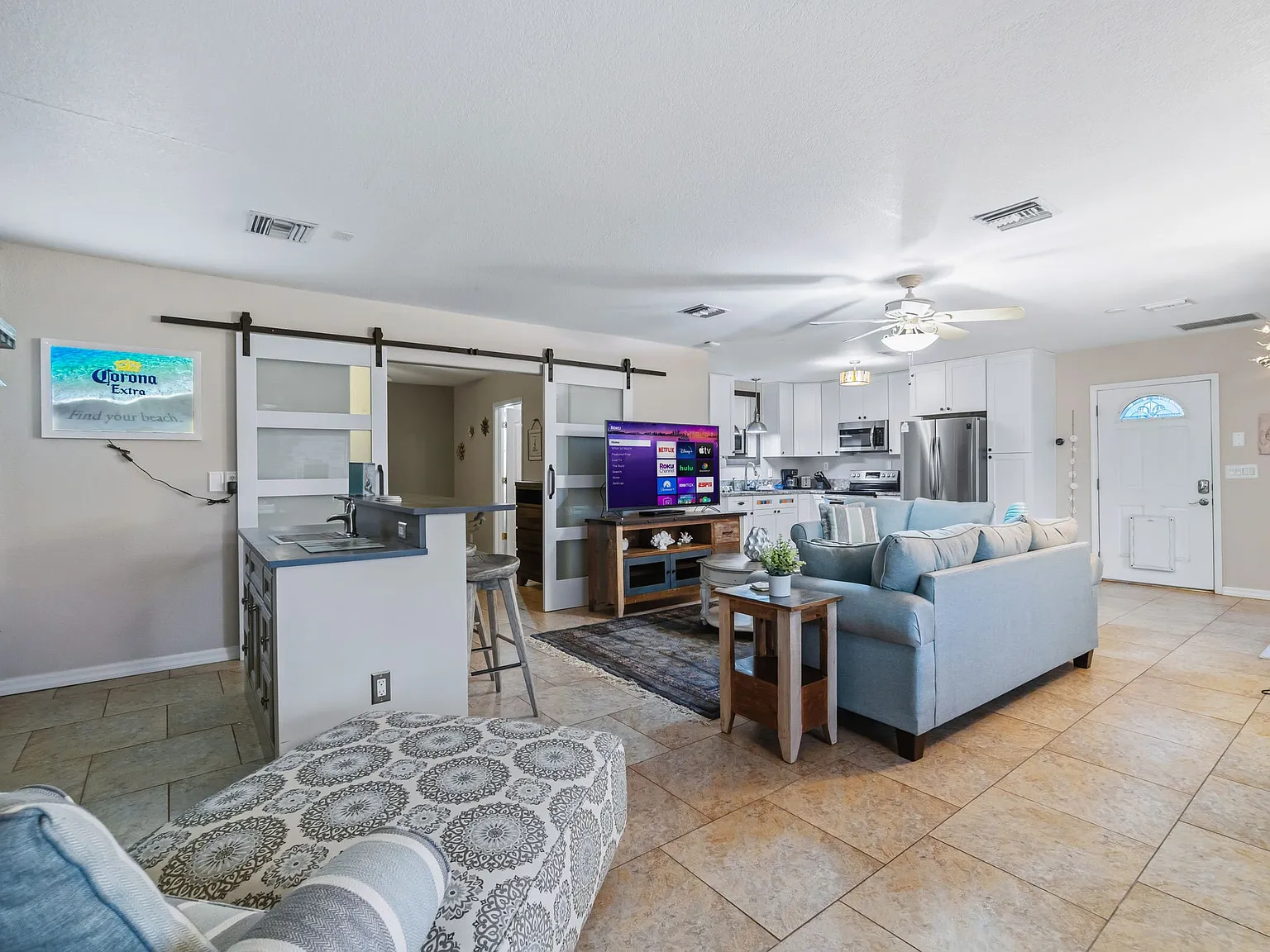 1 bed, 760 sqft, $1,300 — Photo 4