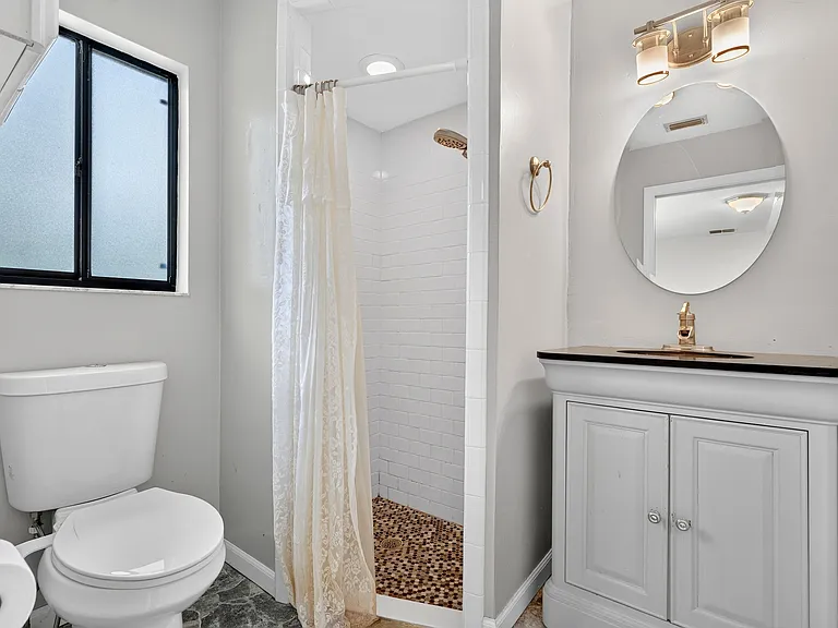 2908 Nordman Ave #2908 — Photo 16