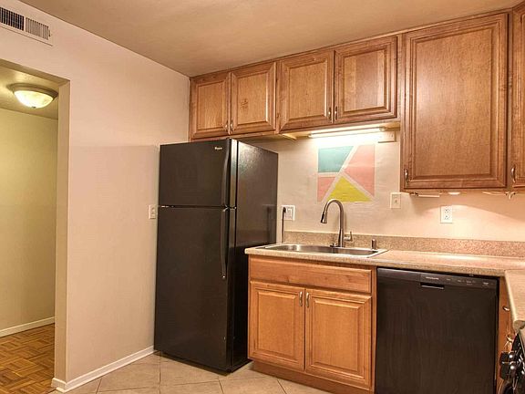 5th image of 3636 Taliluna Ave APT 530