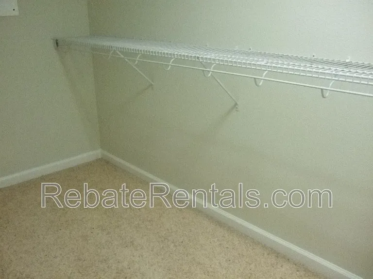 7002 Roundleaf Dr — Photo 12