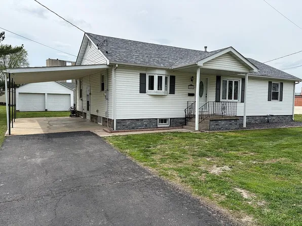 1509 N Jefferson St, Litchfield, IL 62056