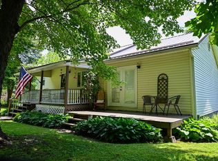 93 Sunrise Ln, Wyoming, WV 24898