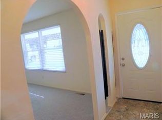 34 Countryside Dr, Saint Peters, MO 63376