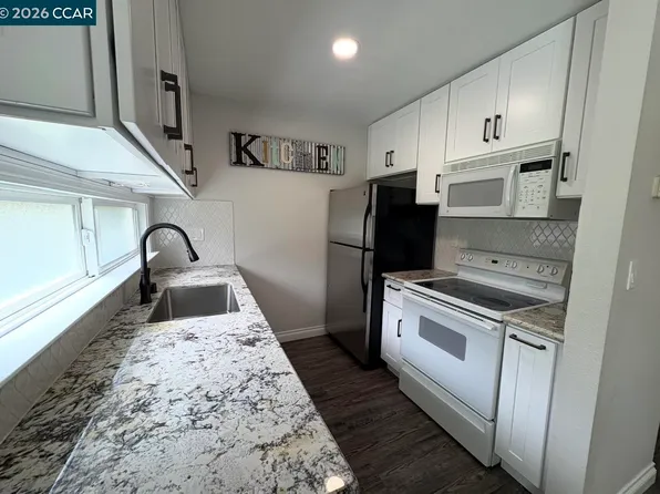 810 Oak Grove Rd APT 111, Concord, CA 94518