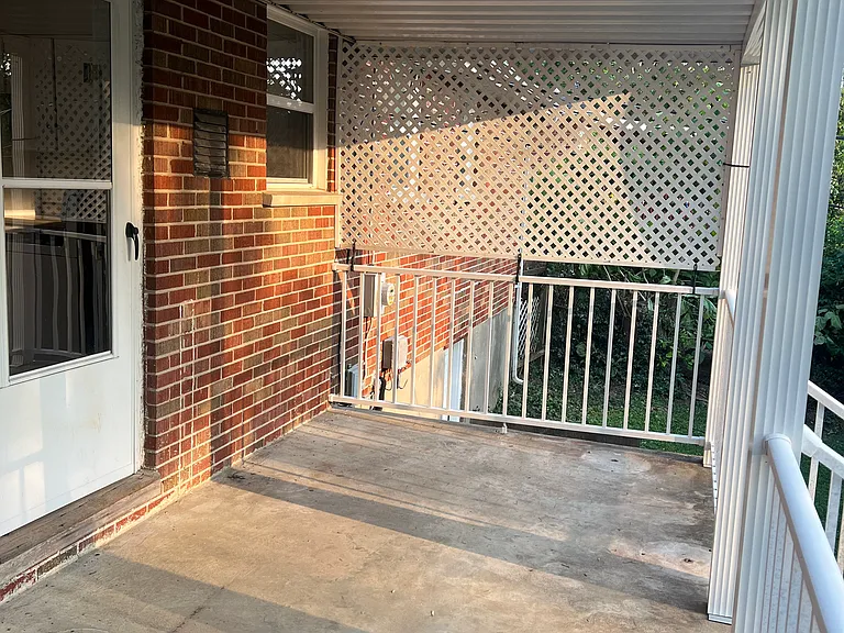8941 Kidder Ave — Photo 9