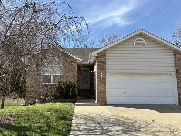 2130 Streamview Ct, O Fallon, IL 62269