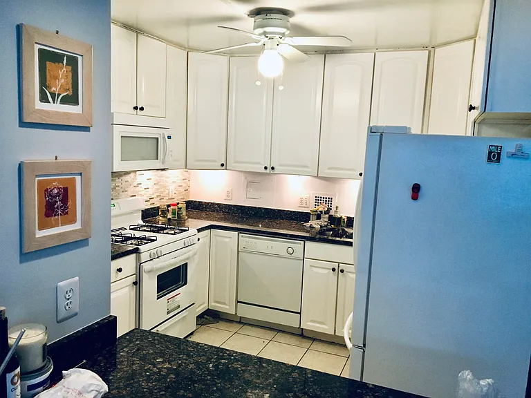 5500 Friendship Blvd #N822 — Photo 4