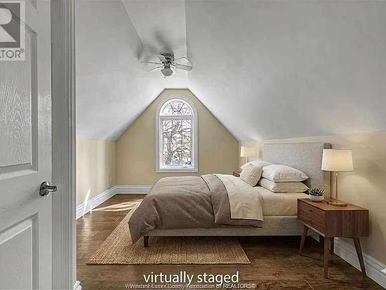 493 Wellington Ave #UPPER — Photo 21