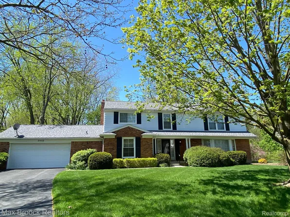 2532 Wickfield Ct, West Bloomfield, MI 48323