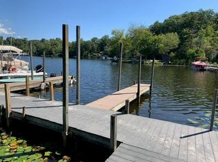 92 Dunderberg Rd, Putnam Valley, NY 10579