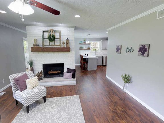 4th image of 5430 Hillside Ln