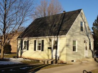 5734 N 57th St, Milwaukee, WI 53218