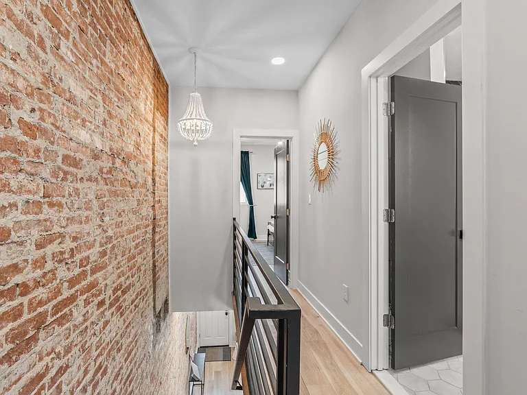2131 S Chadwick St — Photo 17