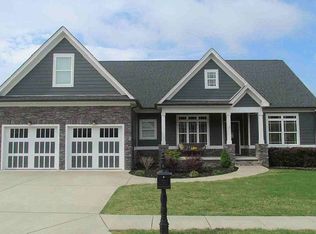 8648 Skybrook Dr, Ooltewah, TN 37363