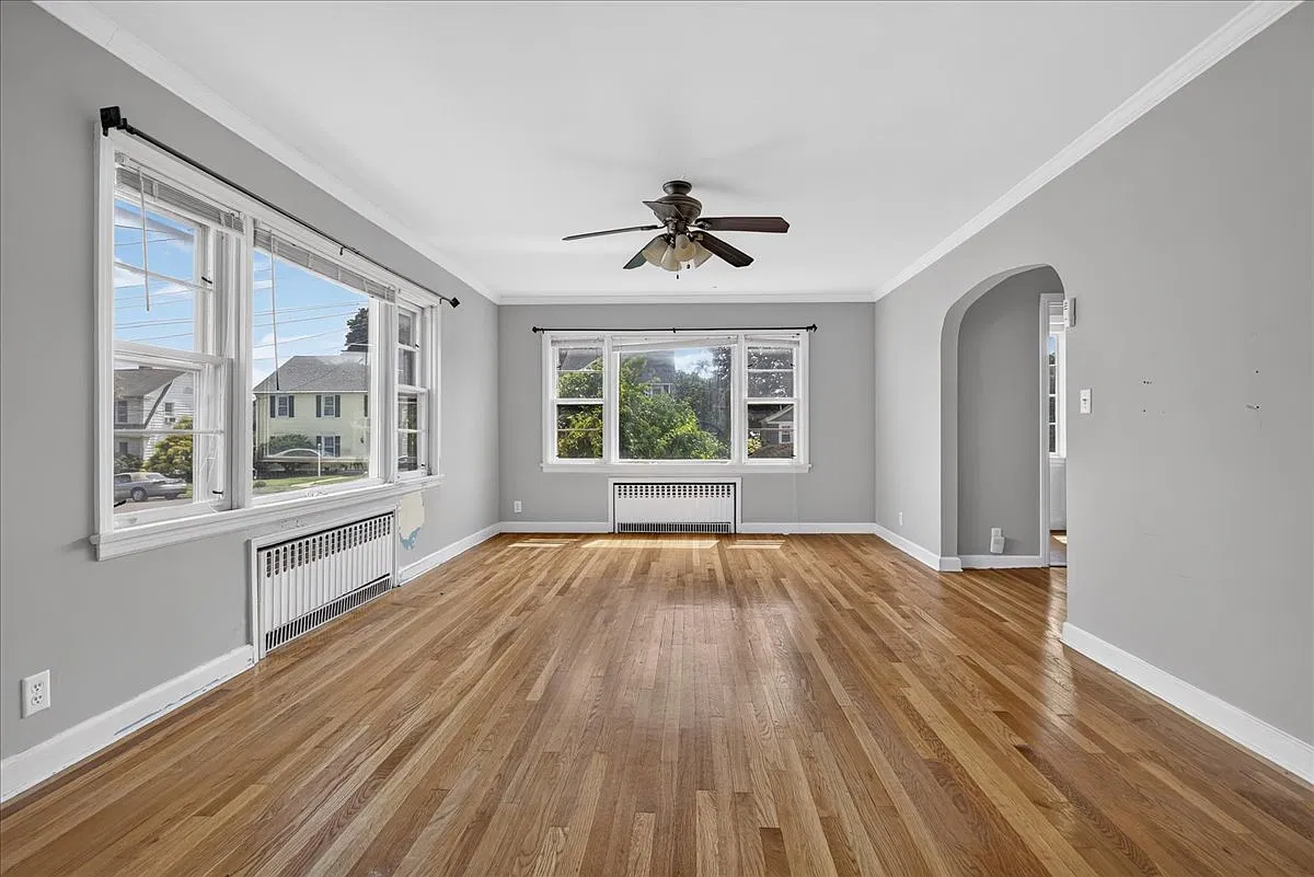 3 bed, 2.5 bath, 2289 sqft, $3,000 — Photo 4