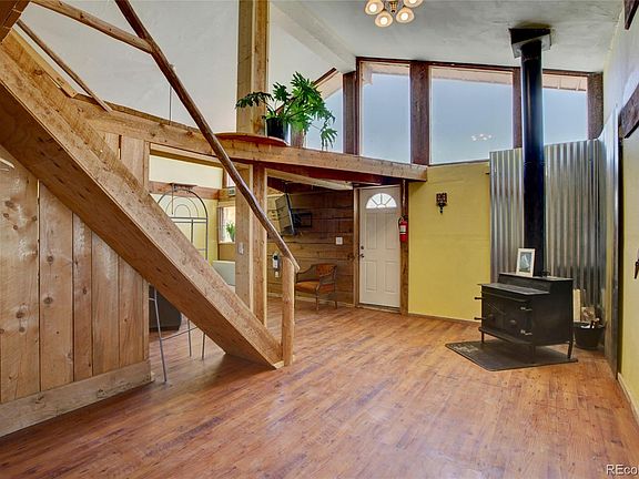 5th image of 26132 Hammond Avenue