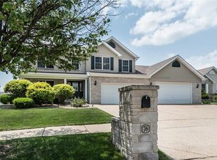76 Harrisburg Ct, Saint Peters, MO 63376