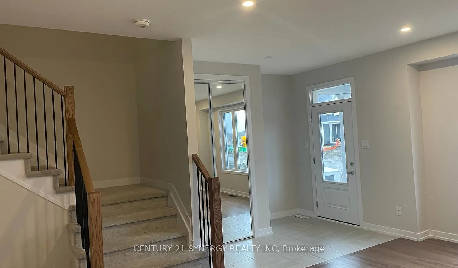 3 bed, $2,700 — Photo 3