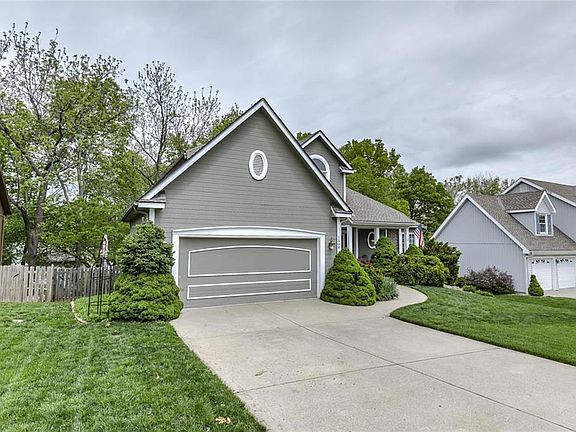 2nd image of 1508 NE 80th Pl