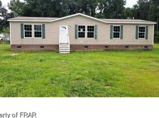 1882 Beaman Woods Rd, Clinton, NC 28328