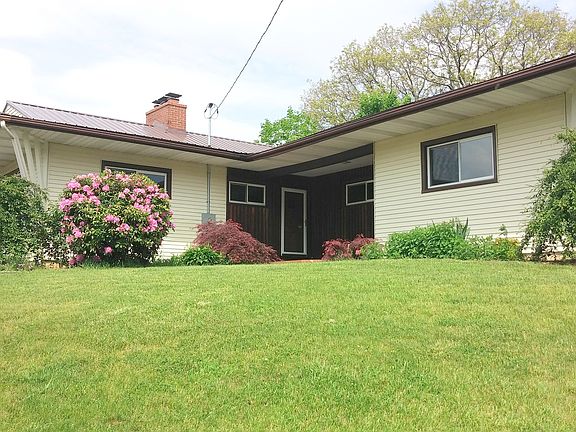 3rd image of 201 Ellett Dr