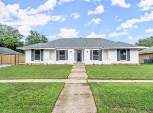 1448 Crescent Dr, Baton Rouge, LA 70806