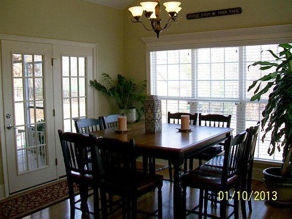 5th image of 1302 Woody Hill Ct