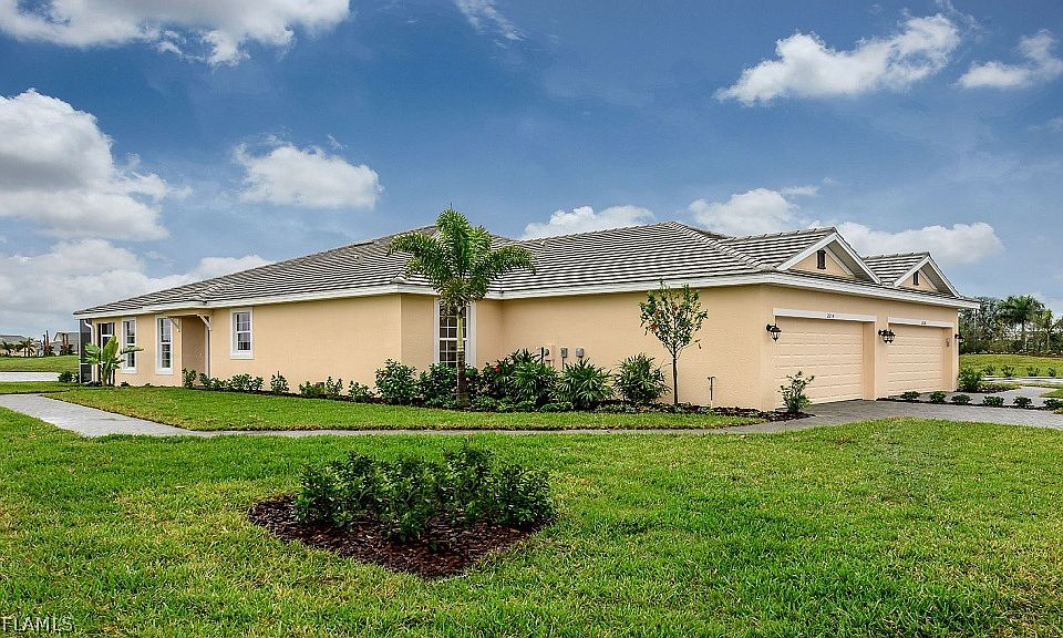 1st image of 9924 Palmarrosa Way N