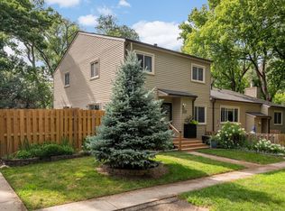 1539 Greenwood Ct N, Eagan, MN 55122