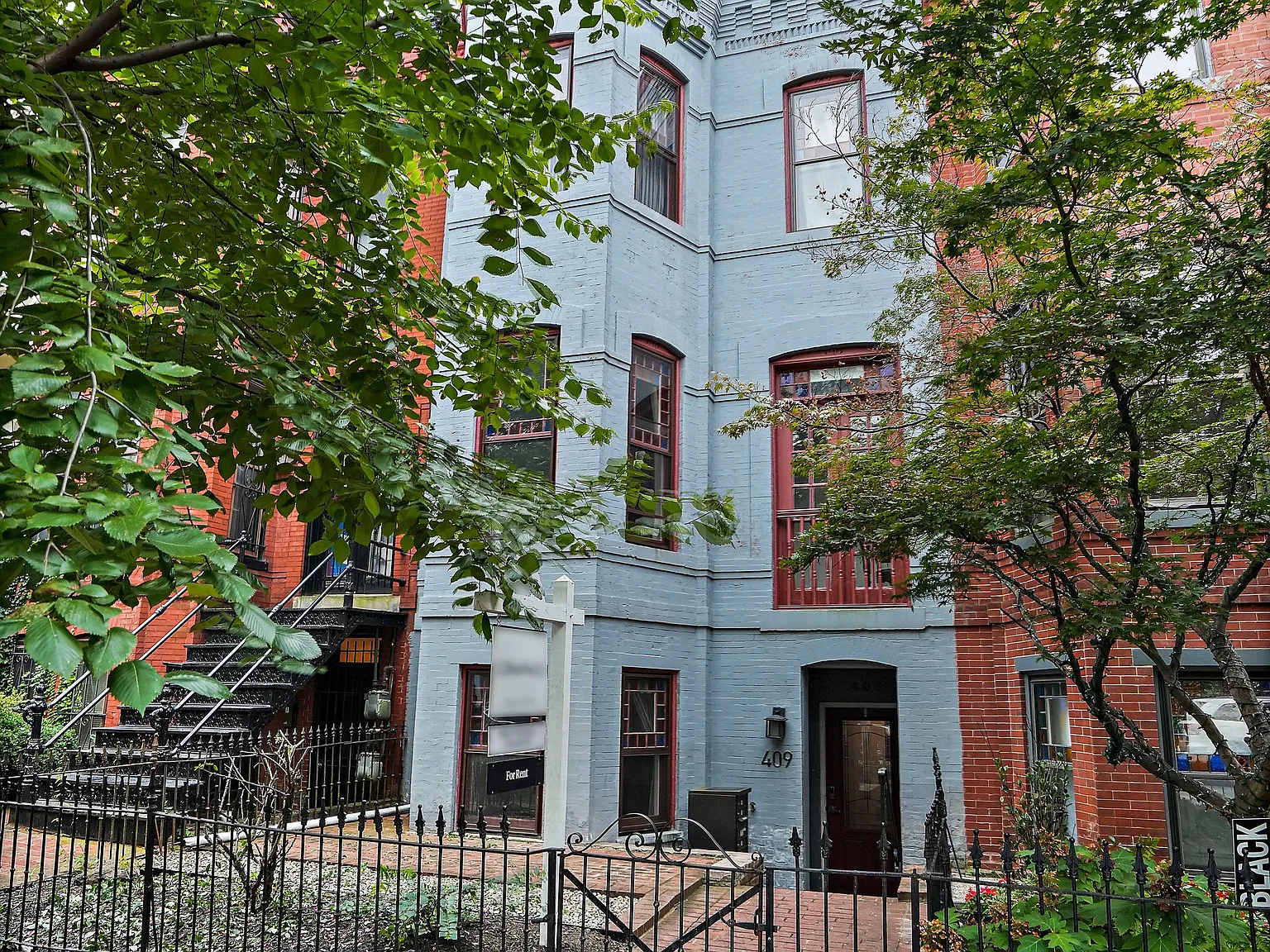 2 bed, 781 sqft, $3,500 — Photo 3