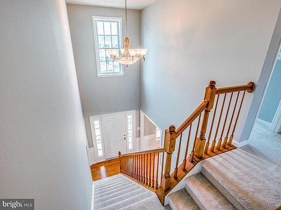 5th image of 2826 Slingerland Dr