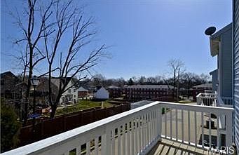 3rd image of 3162 Carrsville Ct