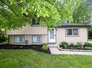 416 Westgate Dr, Cleves, OH 45002