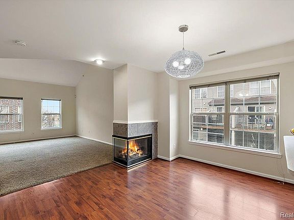 4th image of 43 Georgetown Ct